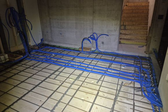 Verrohrung Wohnung 2. OG